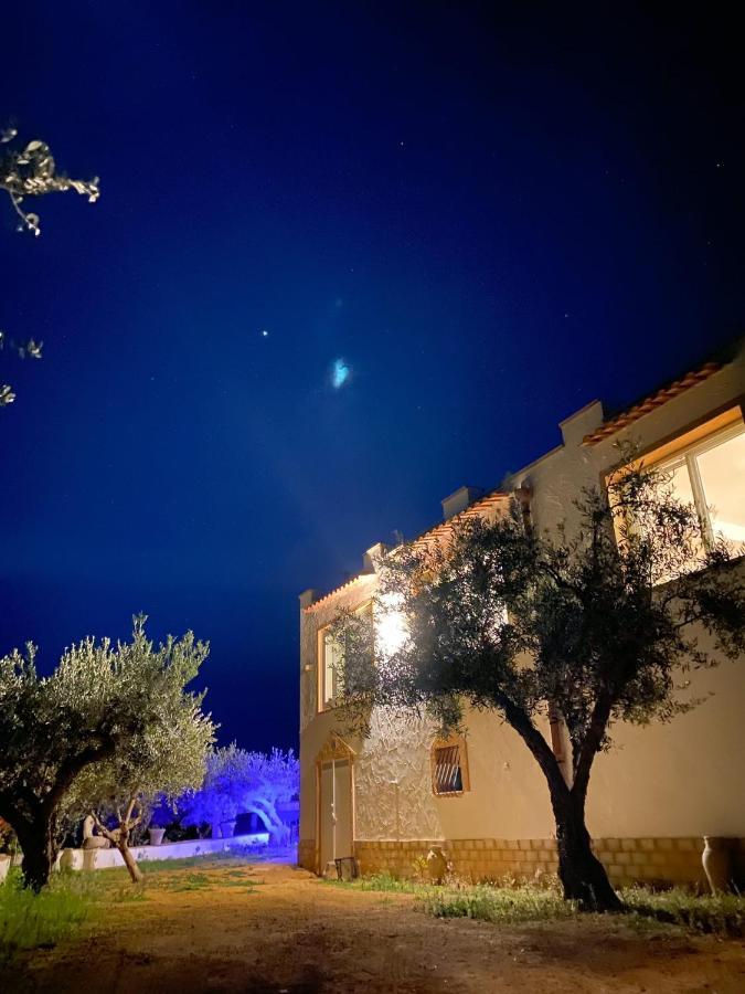 Villa Immersa In Oliveto Vista Mare シャッカ エクステリア 写真